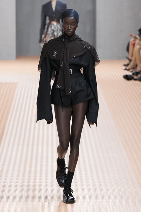 Prada Fashion Show, Prada Runway, Anok Yai, Milan Fashion Week Runway, Best Of Fashion Week, 2024 Runway, Fashion Week 2024, Prada Collection, Prada Fashion