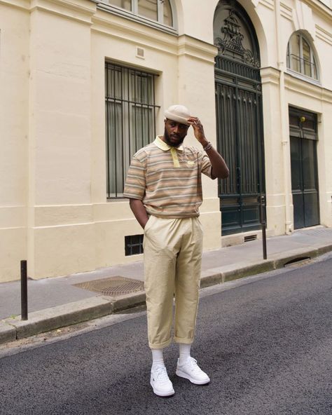 Chinos Men Outfit, Spiritual Fashion, Black Men Street Fashion, Casual Trends, Outfits Hombre, Men Street Fashion, Le Male, Mens Spring Fashion, Street Style Outfits Men