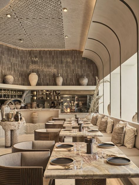 Modern Restaurant Design, Decoration Restaurant, Luxury Restaurant, Modern Restaurant, Cafe Interior Design, Modern Bar, Restaurant Interior Design, Hotel Interior, Hotel Design