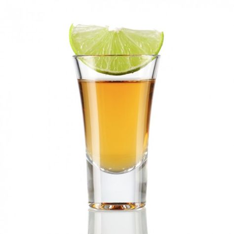 Tequila 101 (and how to make a perfect margarita) - Chatelaine Perfect Margarita, Food Photography Tutorial, Tequila Shots, Creative Photoshop, Drink Photo, Brochure Design Inspiration, Chatelaine, Glass House, Photography Tutorials