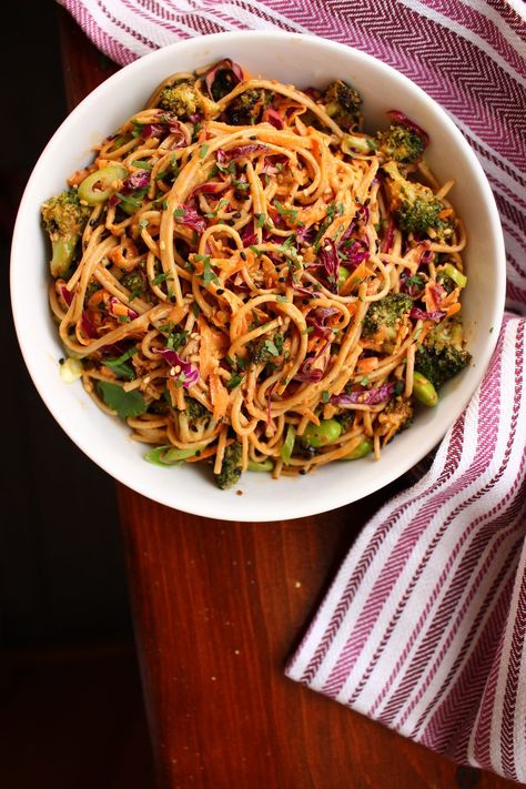 Red Cabbage Slaw Recipes, Bacon Pea Salad, Cabbage Slaw Recipes, Soba Noodles Recipe, Grilled Steak Salad, Red Cabbage Recipes, Pea Salad Recipes, Lime Chicken Tacos, Red Cabbage Slaw