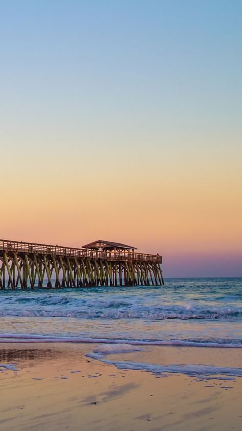 Myrtle Beach Wallpaper, Myrtle Beach Sunset, South Carolina Vacation Myrtle Beach, Myrtle Beach Aesthetic, Pier Wallpaper, Cheapest Places To Travel, Myrtle Beach Attractions, Myrtle Beach Photography, September Travel