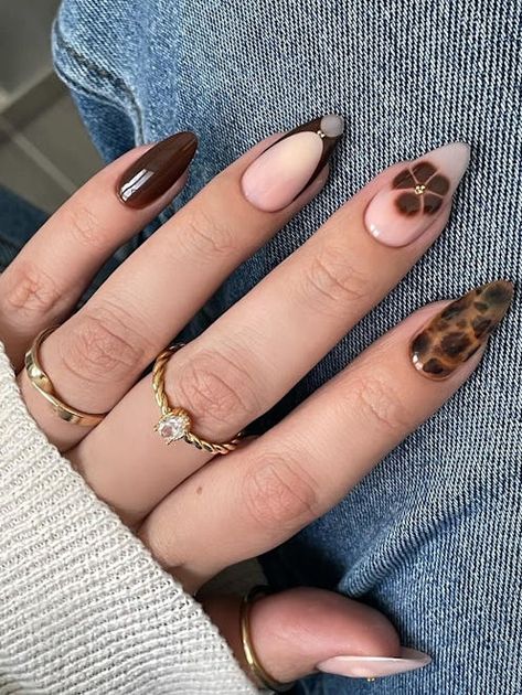 Brown Nails Are The New Black This Fall Black Cherry Nail Polish, Shade Nails, Fall Manicures, Brown Nail Ideas, Black Cherry Nails, Brown Nail Art, Brown Nail, Manicure Colors, Fall Manicure