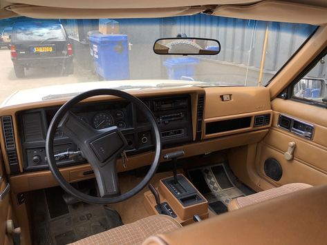 Jeep Cherokee Interior, Jeep Cheroke, Custom Car Interior, Old Jeep, Custom Jeep, Offroad Jeep, Jeep Xj, Mexican Foods, Jeep Cherokee Xj