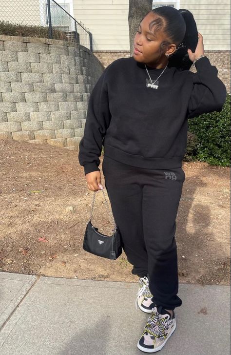 Alexander Wang Outfit Black Women, Alexander Wang Sweatsuit, Wang Tracksuit, Alexander Wang Outfit, Womens Tracksuit Outfit, Wang Outfit, Winter Birthday Outfit, Womens Tracksuit, Disney 2023