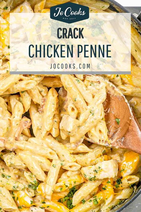 This Crack Chicken Penne is super creamy, cheesy, loaded with bacon and all done in one pot! We're talking chicken, pasta, cheese and bacon, you can't go wrong! #crackchicken #crackchickenpasta #crackchickenpenne #recipe Chicken Penne Recipes, Chicken Penne Pasta, Rice Risotto, Cheesy Chicken Pasta, Chicken Bacon Pasta, Penne Pasta Recipes, Chicken Pasta Dishes, Pasta Cheese, Can Chicken Recipes