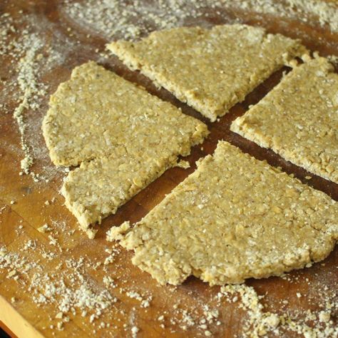 Traditional Scottish Oatcakes – Ancestral Kitchen Weston Price Diet, Scottish Porridge, Scottish Oatcakes, Scottish Oat Cakes, Oat Cake Recipes, Probiotic Drinks, Porridge Recipes, Griddle Cooking, Sleight Of Hand