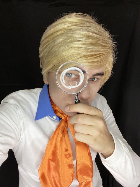 @ReckedRrYyAaNn Fred Jones cosplay from Scooby Doo Fred Jones, Scooby Doo, Face Paint, Carnival Face Paint, Carnival