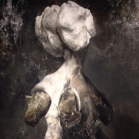 'Three times on a neck' - Nicola Samori  #NicolaSamori Nicola Samori, Expressionist Art, Goth Art, Italian Artist, Horror Art, Art Paint, Dark Art, Sculpture Art, Painter