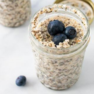 Keto Overnight Oats - ▢½ cup hemp hearts ▢¼ cup shredded coconut (unsweetened) ▢2 tablespoons chia seeds ▢½ teaspoon cinnamon (optional) ▢½ cup plain Greek yogurt ▢1 cup almond milk ▢Toppings of choice Keto Overnight Oats, Hemp Hearts Recipes, Healthy Overnight Oats Recipe, Healthy Overnight Oats, Keto Oatmeal, Keto Pumpkin Pie, Healthy Oatmeal Recipes, Oat Recipes Healthy, Easy Overnight Oats