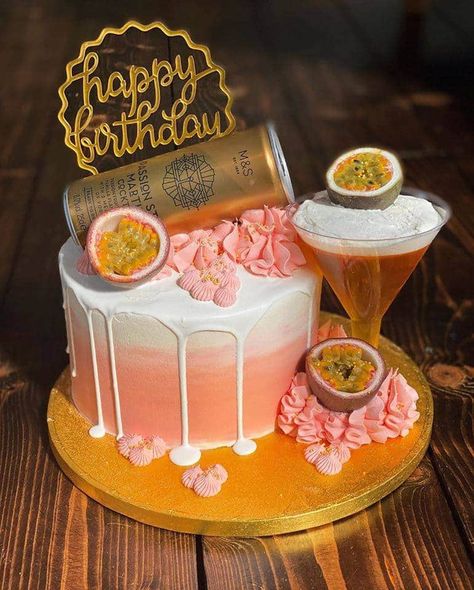 Cocktail Themed Cake, Liquor Cupcakes, Cocktail Cake, 26th Birthday, 21st Birthday Cakes, 18th Birthday Cake, 21st Birthday Cake, Small Cake, 18th Birthday