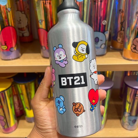 BT21 x Line Friends aluminium water bottle Details: Miniso bt21 collection! #tsuvishop #bts #bt21 #bt21waterbottle #btsmerch #bt21merch #btsshop #bt21shop #bt21miniso #waterbottle #bt21tata Bt21 Collection, Bt 21, Bts Bt21, Aluminum Water Bottles, Bts Merch, Line Friends, Water Bottle, Bts, Water