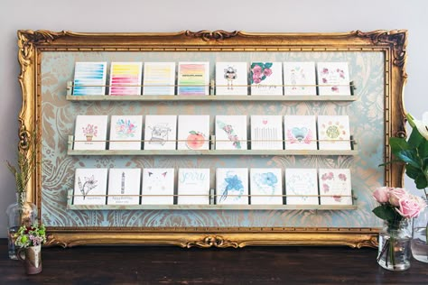 A pretty and practical way to display greeting cards for sale. Studio Visit With Artist Melissa Milakovic Greeting Card Display, Craft Market Display, Business Card Displays, Kelly Brown, Craft Fairs Booth, Postal Vintage, Craft Stalls, Craft Fair Displays, Craft Display