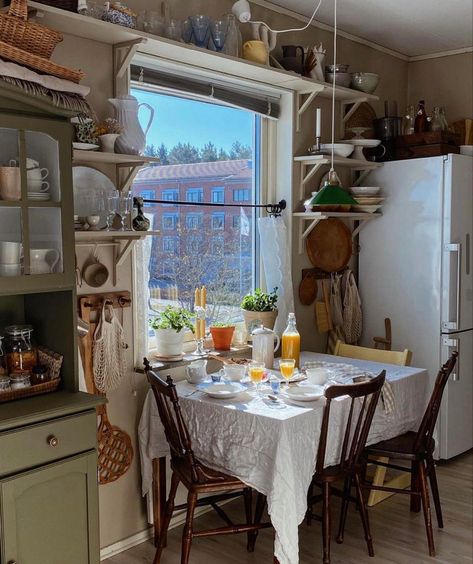 Swedish Country Style, Living On A Budget, Dream Apartment, House Room, Apartment Inspiration, Dream Rooms, Pretty House, Dream House Decor, My New Room