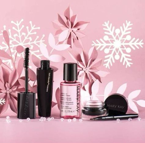 Christmas Mary Kay, Pink Friday Sale, Mary Kay Mascara, Mary Kay Office, Kosmetyki Mary Kay, Mary Kay Christmas, Mary Kay Inspiration, Mary Kay Holiday, Imagenes Mary Kay