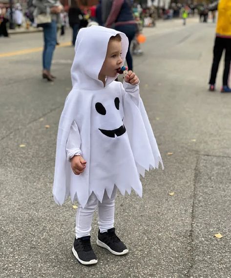 Diy Toddler Ghost Costume Girl, Kids Ghost Costume Girl, Kids Ghost Costume Boy, Easy Toddler Costumes, Toddler Costumes Boy, Diy Toddler Ghost Costume, Halloween Boy Costumes, Halloween Costume Toddler Boy, Toddler Halloween Costumes Girl