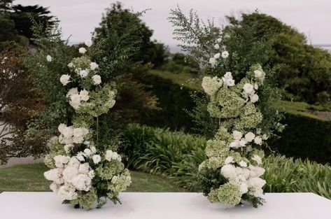 Green Wedding Aisle, Flowers Along Aisle Wedding, White Floral Proposal, Italian Wedding Signage, White Floral Pillars Wedding, White And Green Flower Arch, White Floral Pillars, Green Hydrangea Wedding, White And Green Floral Arch