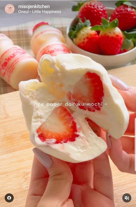 Sherbet Recipes, Mochi Ice Cream, Asian Inspiration, Rice Paper, Heavy Cream, Cute Food, Just Desserts, Mochi, Food Dishes