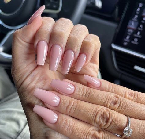 Pink Fall Nails Acrylic, Light Pink Ballerina Nails, Nail Shapes For Long Fingers, Trendy Ballerina Nails, Light Pink Nails Coffin, Basic Pink Nails, Classy Pink Nails, Classy Manicure, Rosa Nails