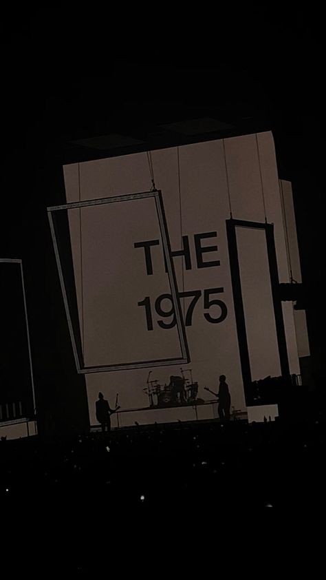 The 1975 live at the o2, 02.2020 The 1975 Wallpaper Iphone, The 1975 Wallpaper Aesthetic, The 1975 Lockscreen Aesthetic, The 1975 Aesthetic, The 1975 Live, The 1975 Wallpaper, 1975 Aesthetic, Swag Pics, Ghost Photography