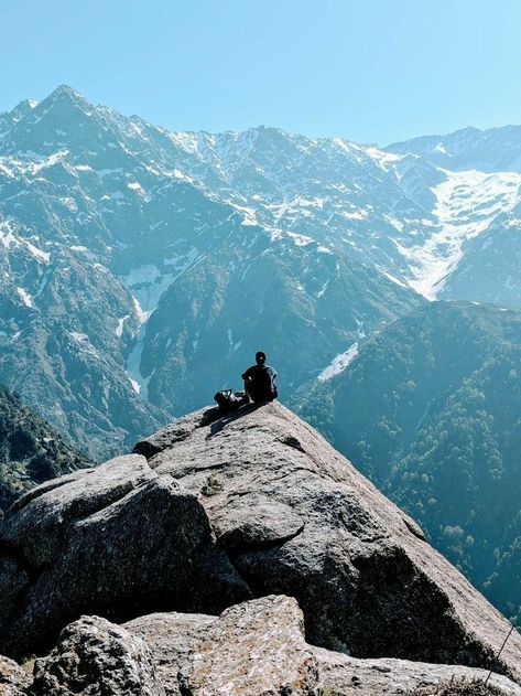 Triund Trek Photography, Manali Travel Photography, Himachal Photography, Travel Photography India, Traveler Aesthetic, Mountains India, Trekking Photography, Mountain Aesthetic, Nainital