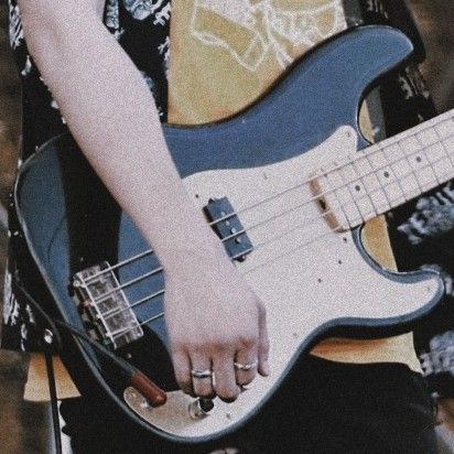 I Love Bass, Young K Day6, Detective Aesthetic, Drawing Couple Poses, Young K, Pop Rock Bands, Simple Icon, Music Aesthetic, It Goes On