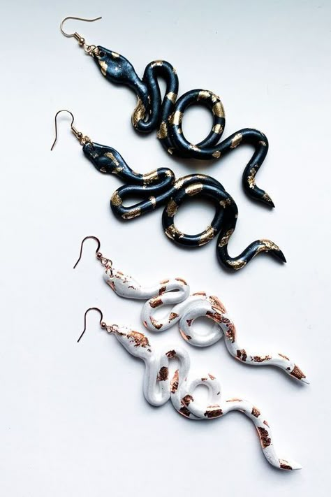 Clay Snake Earrings, Polymer Clay Snake, Clay Snake, American Traditional Tattoo Ideas, Traditional Tattoo Ideas, Polymer Clay Ring, Diy Earrings Polymer Clay, Handmade Clay Jewelry, Polymer Earrings