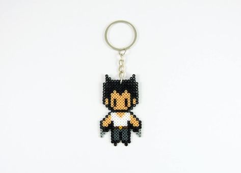 Men Keychain, Art Perle, Fusion Beads, Mens Keychains, Motifs Perler, Logan Wolverine, Kandi Patterns, Nerd Gifts, Hamma Beads