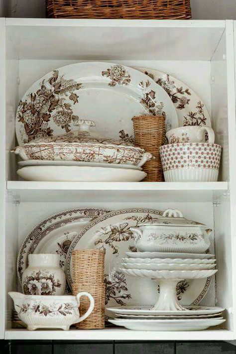 Love Brown Transferware Display, Sarah's October Home, Transferware Display, Fancy Dinnerware, Ironstone Display, Transferware Dishes, Brown Transferware Plates, Vibeke Design, Brown Transferware