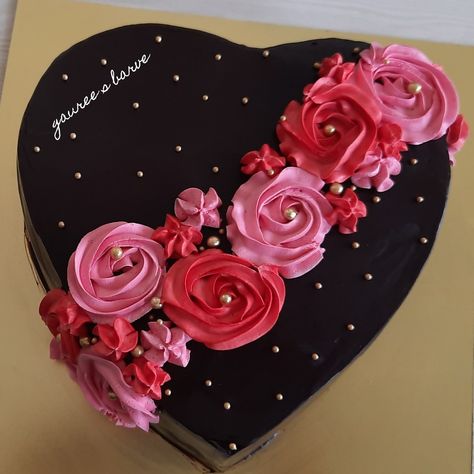 Anniversary cake , heart shape cake Anniversary Heart Cake Designs, Heart Shape Cake Decoration, Heart Shape Chocolate Cake Designs, Heart Shape Cake Designs For Anniversary, Anniversary Chocolate Cake Design, Cake Designs Heart Shape, Heart Shaped Valentines Cake, Heart Shape Cake Designs For Birthday, Anniversary Cake Heart Shape