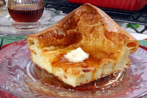 Swedish Oven Pancakes, Swedish Pancakes Traditional, Swedish Breakfast Recipes, Oven Pancake Recipe, Swedish Breakfast, Pancake Casserole, Finnish Food, Honey House, Swedish Pancakes