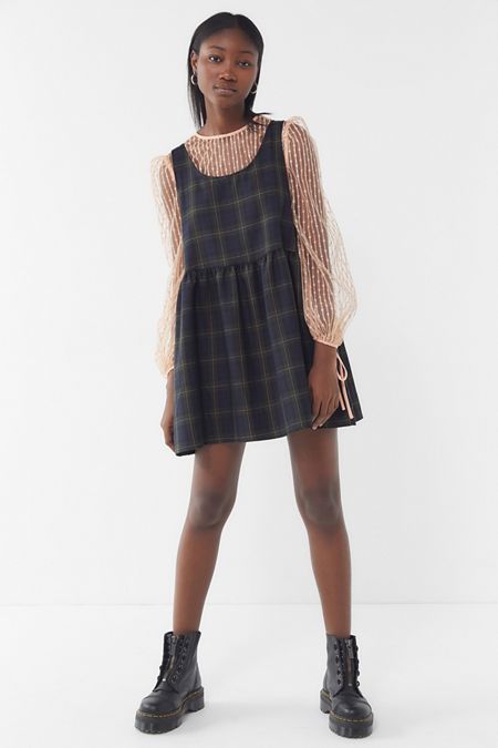 Urban Renewal Remnants Plaid Babydoll Dress Fancier Outfits, Babydoll Dress Outfit, Plaid Dress Outfit, Formal Short Dress, Creative Handicraft, Plaid Babydoll Dress, Fall Dress Outfit, Future Outfit, Hello Hello