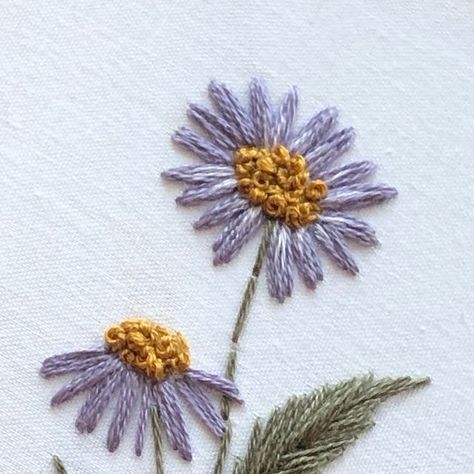 Aster Embroidery Pattern, Embroidery Birth Flowers, Aster Flower Embroidery, Orange Flower Embroidery, Aster Embroidery, Birth Flower Embroidery, Wildflower Embroidery, September Birth Flower, Embroidery Hoop Art Diy