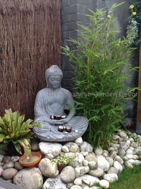 Japanese Garden Decor Ideas, Mini Zen Garden Design, Buddha Garden Ideas, Japanese Garden Backyard, Buddha Statue Garden, Architect Fashion, Japanese Garden Decor, Small Japanese Garden, Mini Zen Garden