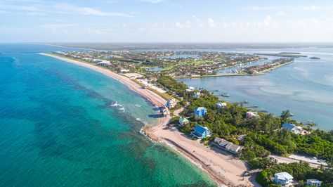 Your Guide to Hutchinson Island, Florida - Opal Unpacked Hutchinson Island Florida, Okeechobee Florida, Florida Trips, Florida Travel Destinations, Sunshine State Of Mind, Florida East Coast, Stuart Florida, Southern Florida, Autoimmune Disorders