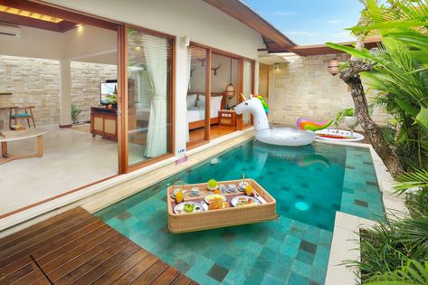 Pool 2023, Ubud Villas, Small Villa, Outdoor Pool Area, Piscina Interior, Pool House Plans, Bali House, Small Pool Design, Legian