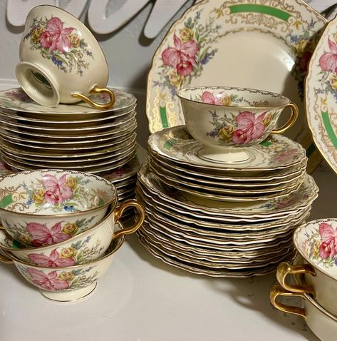 This Dinnerware Sets item by MyWarehouseOfVintage has 114 favorites from Etsy shoppers. Ships from United States. Listed on 30 Sep, 2023 Glass Dinner Set, Rococo Interior, Fine China Dinnerware, China Dinnerware Sets, Teacup Set, China Set, The Orchid, Pretty Plates, Tea Sets Vintage