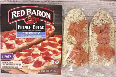 Running low on time but still want a delicious meal? Learn how to make Red Baron French Bread Pizza in the air fryer for a crispy crust in a fraction of the time! #dinnersdonequick #frenchbreadpizza #redbaronpizza #redbaronfrenchbreadpizza #redbaronfrenchbreadpizzainairfryer #airfryerfrenchbreadpizza #airfryerpizza #airfryerfrozenpizza #frenchbreadpizzainairfryer #frenchbreadpizzafrozen #airfryerfrenchbreadpizza #easydinnerideas #pizzanight Red Baron Pizza Air Fryer, Frozen French Bread Pizza In Air Fryer, French Bread Pizza In Air Fryer, Air Fryer French Bread Pizza, Air Fryer French Bread, Pizza In The Air Fryer, Red Baron Pizza, French Pizza, Bread Brands