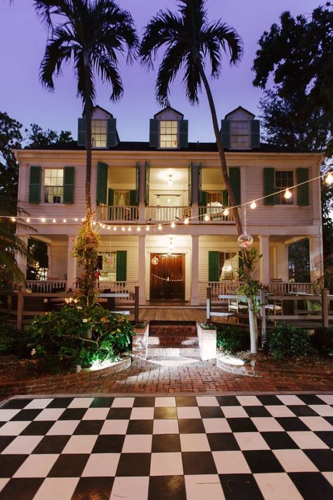 Chill Wedding, Florida Keys Wedding Venues, Hemingway House, Low Key Wedding, Zachary Taylor, House Florida, Florida Keys Wedding, Key West Wedding, Keys Wedding