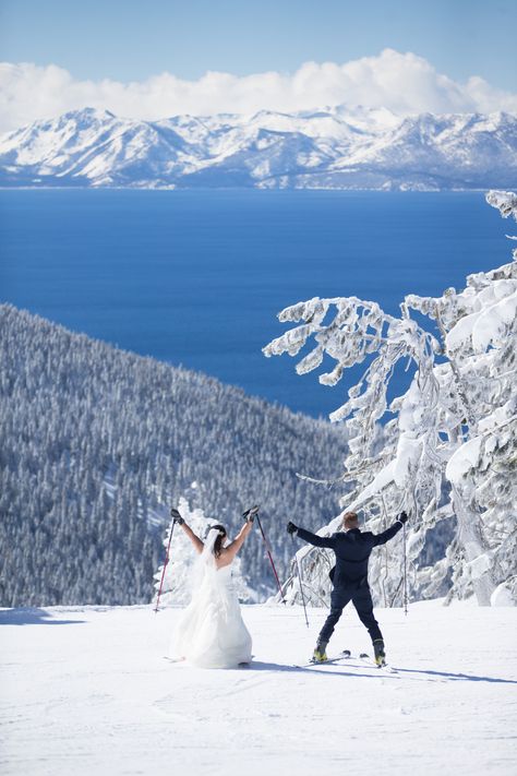 Ski Wedding Photos, Winter Ski Wedding, Skiing Engagement Photos, Ski Poses, Ski Wedding Ideas, Ski Elopement, Ski Engagement, Skiing Wedding, Ski Lodge Wedding