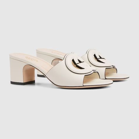 Women's Interlocking G slide sandal in white leather | GUCCI® UK Shoes Gucci, Color Rojo, Slide Sandals, White Leather, Slides, Gift Wrapping, Gucci, Sandals, Collage