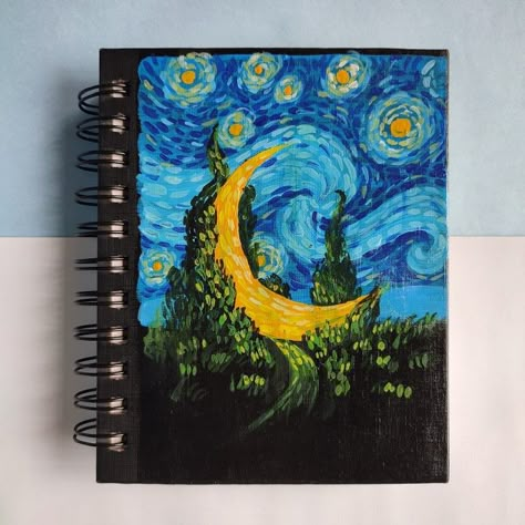 Things To Paint On A Book Cover, Starry Night Book Cover, Watercolour Starry Night, Diy Painted Journal Cover, Sketchbook Cover Painting Ideas, Diary Cover Painting, Starry Night Painting Aesthetic, Paint Sketchbook Cover, Painting On Sketchbook Cover