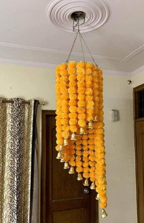 दिवाली Decoration Ideas, Diwali Hall Decoration, Vastushanti Rangoli, Flower Decorations For Diwali, Diwali Entrance Decor, Housewarming Decorations Indian Simple, Home Mandir Decoration Ideas, Puja Room Decoration Ideas, Laxmi Pooja Decoration At Home