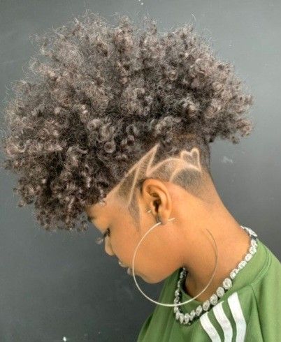 Black Female Haircut Fade, Barber Designs In Hair Women, Undercut Natural Hair Shaved Sides, Shaved Hair Designs For Women Undercut, Hair Fades Women, Afro Undercut Women, Heart Shaved Hair Design, Black Women Undercut Hairstyles, Tapered Hair Women