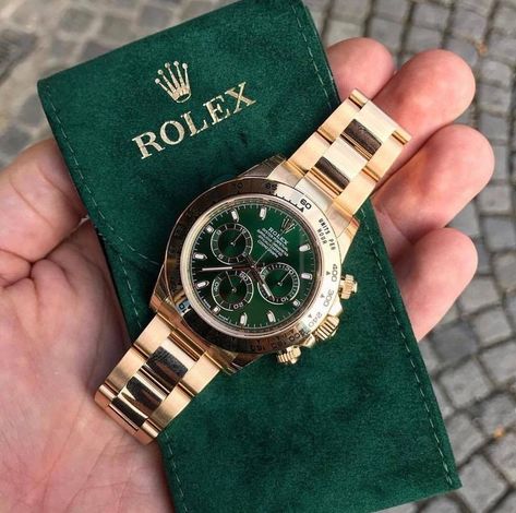 Suits Style, Stylish Watches Men, Mens Designer Watches, Fancy Watches, Watches Rolex, Rolex Watches For Men, Expensive Watches, Rolex Men, Hand Watch