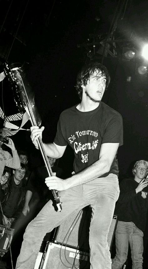 Krist Novoselic Krist Novoselić 90s, Krist Novoselic, Krist Novoselić, Rory Gallagher, Nirvana Kurt Cobain, Nirvana Kurt, Dave Grohl, I'm With The Band, Band Photos