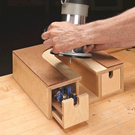 Router Stand: This Easy-to-Build Platform keeps your router and bits ready to go. Woodworking Shop Ideas, Router Storage, Router Ideas, Router Table Plans, Router Jigs, French Cleat System, Woodshop Ideas, Wood Shop Ideas, Woodworking Plans Pdf