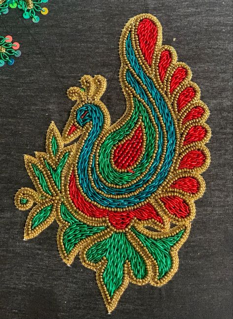 Zarthosi Design, Sequence Motif Design, Aari Motif Designs Blouse, Aari Work Designs For Practice, Rope Stitch Aari Embroidery Designs, Aari Motifs Design, Aari Work Designs Pattern For Kurti, Zardosi Filling Stitch Design, Chain Stitch Aari Design Pattern