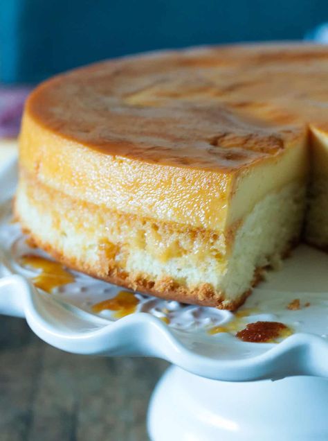 Mallorca Bread, British Foods, Two Layer Cakes, Custard Desserts, Coconut Custard, Custard Cake, Leftover Cake, Flaky Pie Crust, Caramel Topping