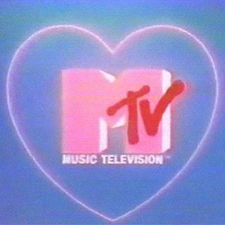 Mtv Aesthetic 80s + Mtv Aesthetic | Photo wall collage, Wall collage, Picture collage wall . #Photowall_Ideas #90s_Wallpaper #Bedroom_Wall_Collage #80s_Aesthetic Photowall Ideas, 90s Wallpaper, Bedroom Wall Collage, 80s Aesthetic, Picture Collage Wall, Photo Wall Collage, Art Collage Wall, Picture Collage, Aesthetic Collage